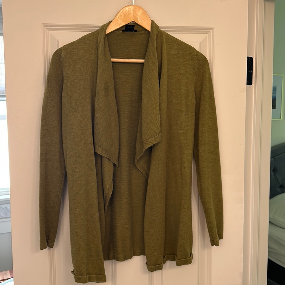 Ann Taylor green cardigan sweater